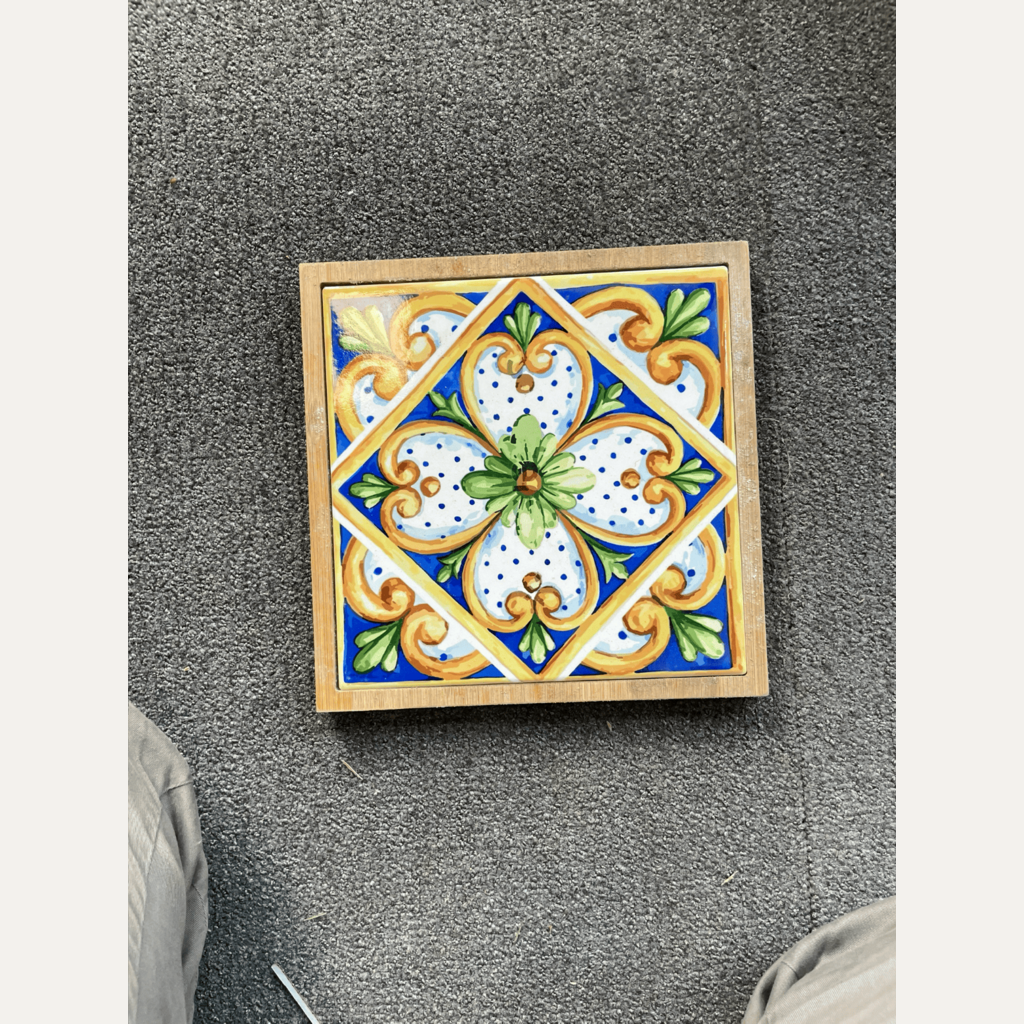 Turkish Hotpot Tile – Cobalt Quatrefoil & Gold Lattice, original product photo, bamboo frame