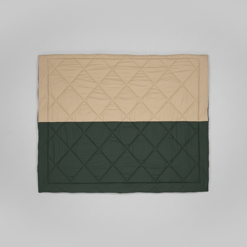 Rectangular dark green and beige reversible duvet with straight edge and diamond quilting